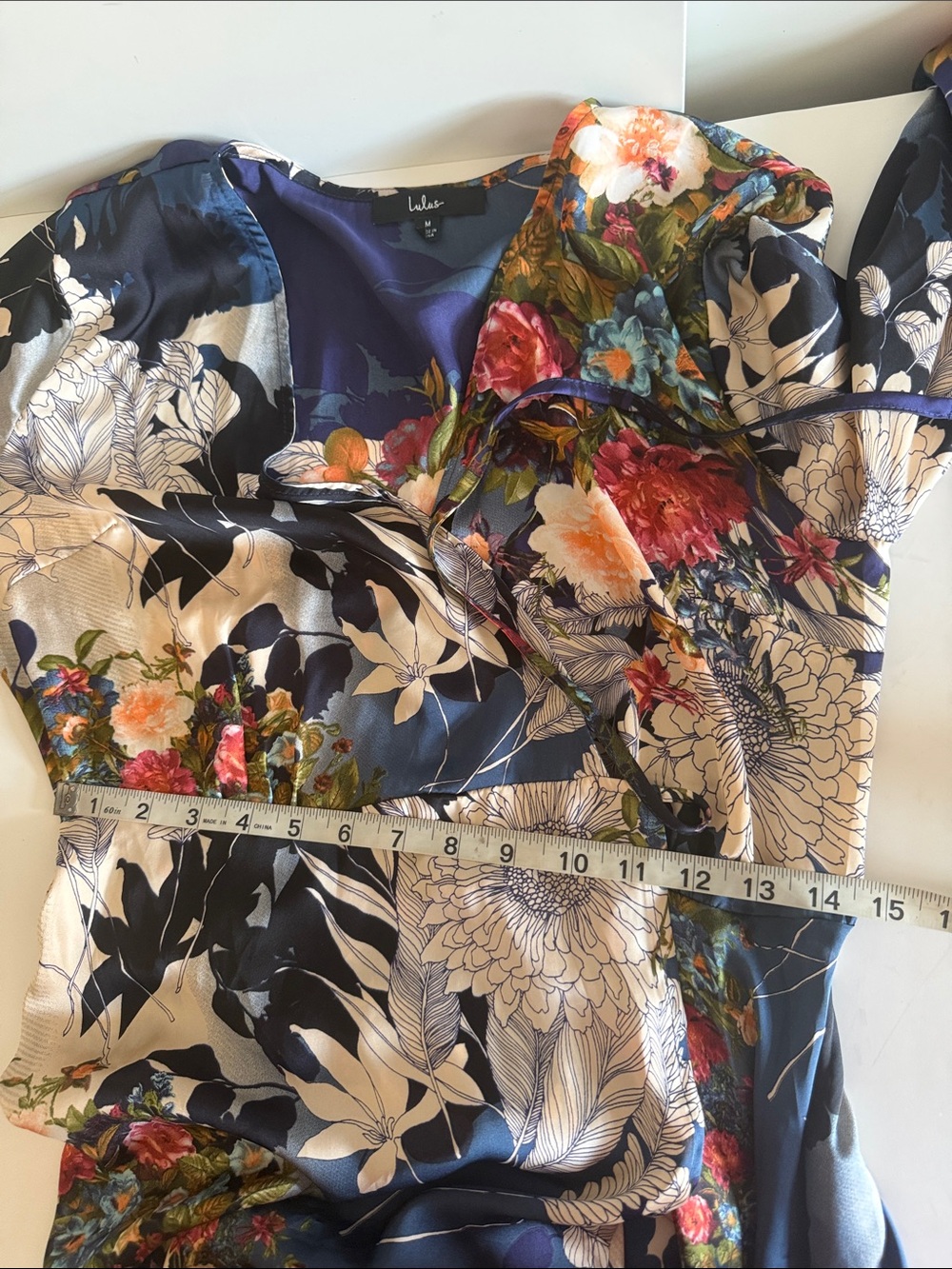 Lulus Put On A Smile Blue Multi Floral Satin Wrap Flowy Maxi Dress size M - Picture 8 of 9